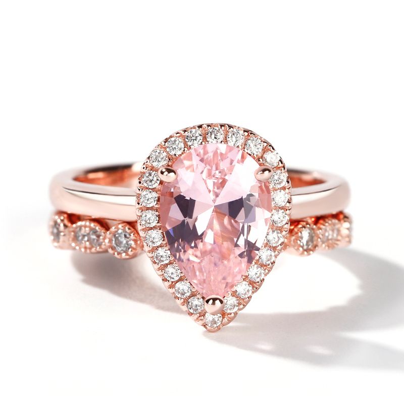 7 Chicest Jewelry Trends That Will Be Your Next Spring Accessories