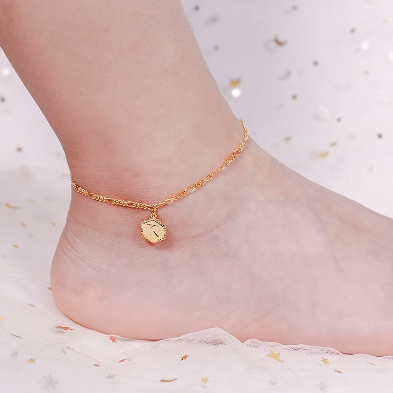 7 Chicest Jewelry Trends That Will Be Your Next Spring Accessories